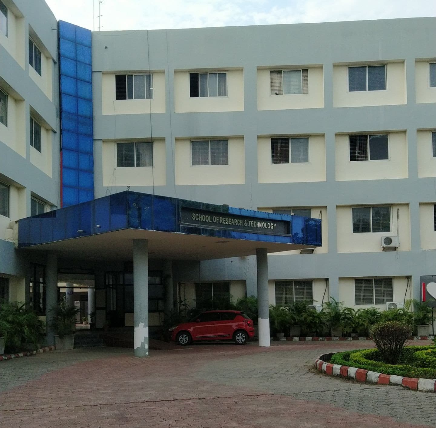 People's University Bhopal Academic photo 2